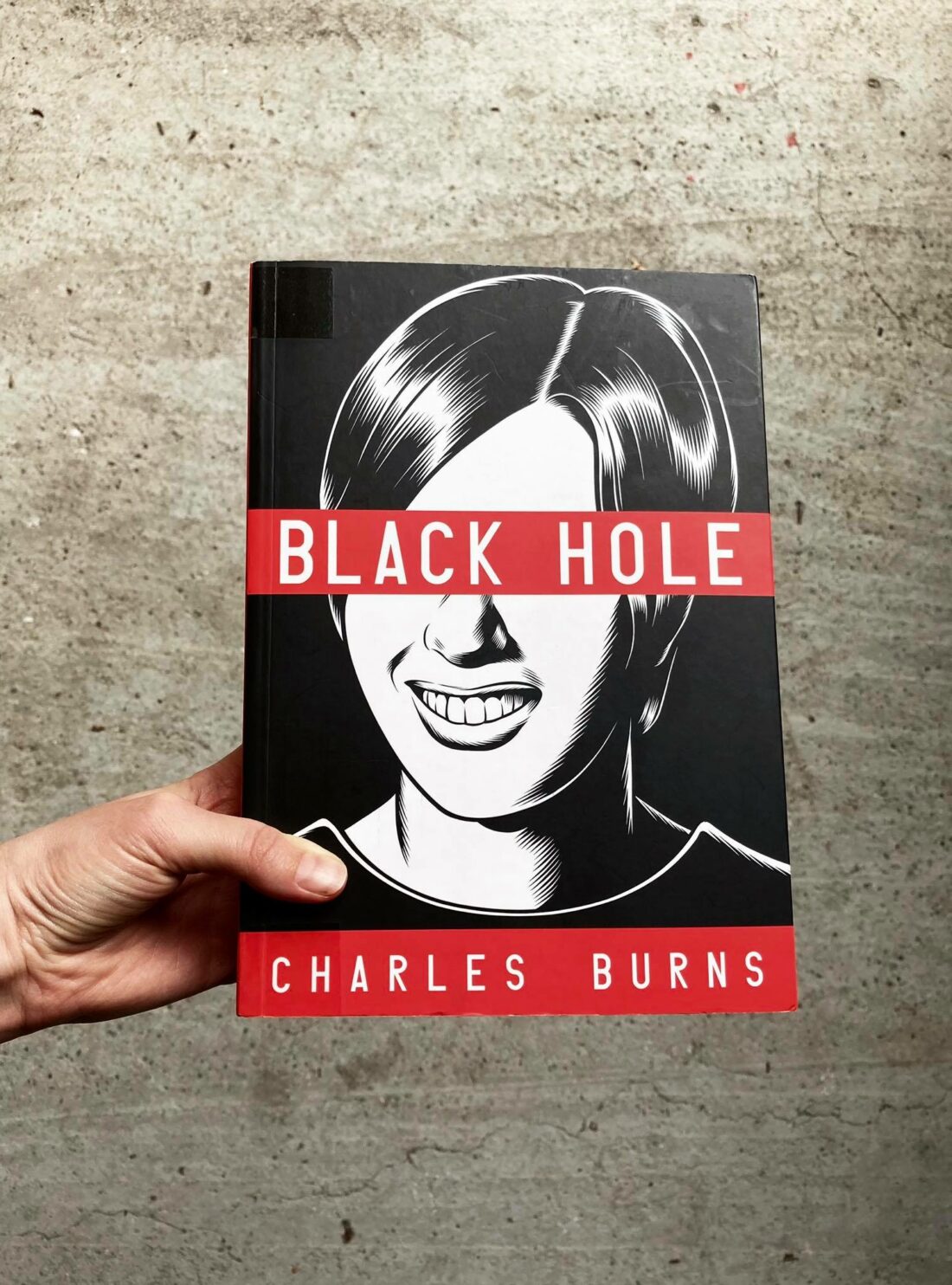 Komiks Black Hole Charles Burns